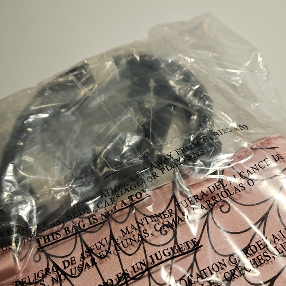 Monster High Draculaura Spiderweb Satchel Bag - Picture 3 of 8